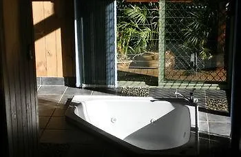 Treetops Montville 4*,  Australie
